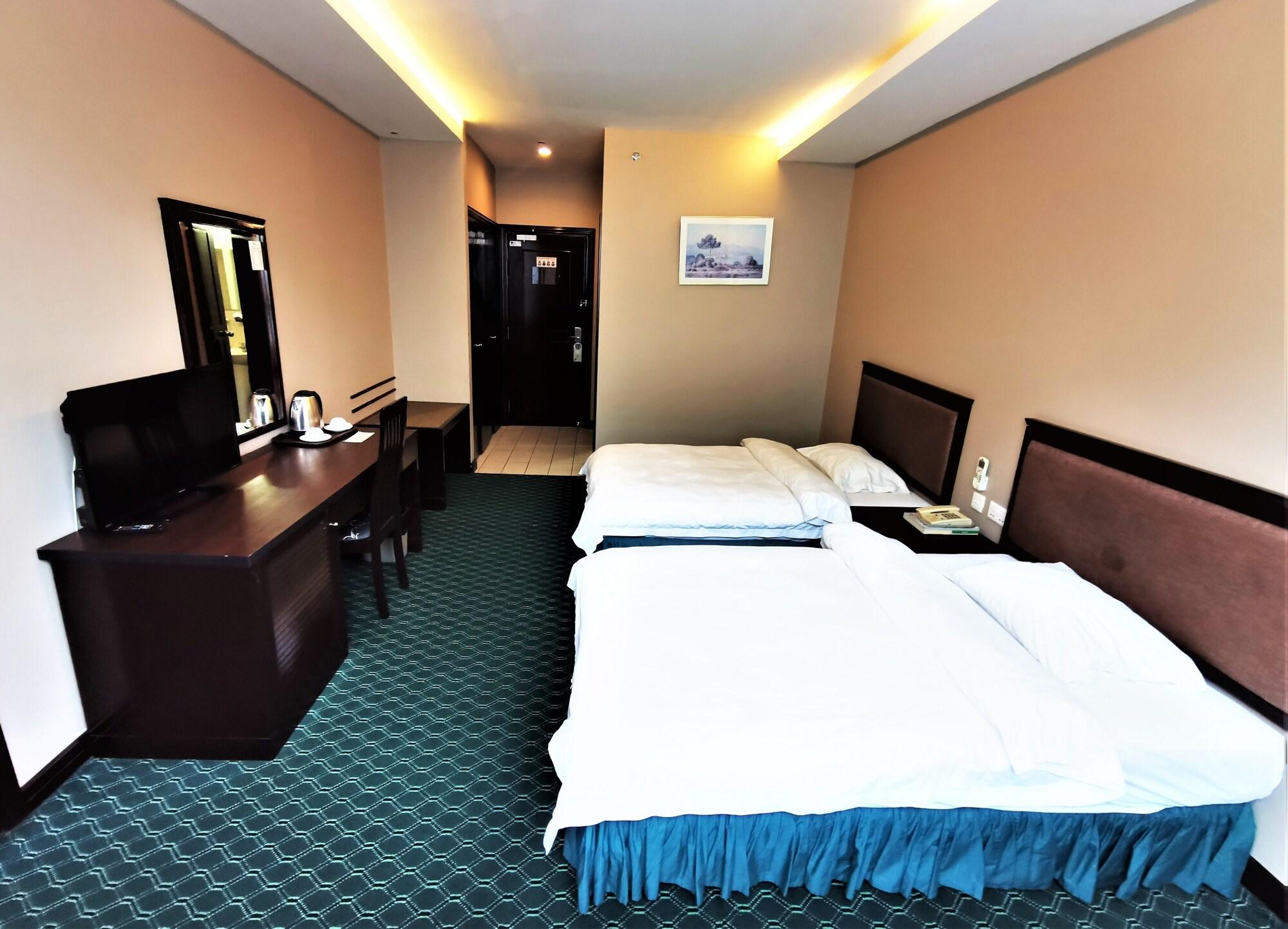 Traders Inn Brunei Бандар Сери Бегаван Екстериор снимка