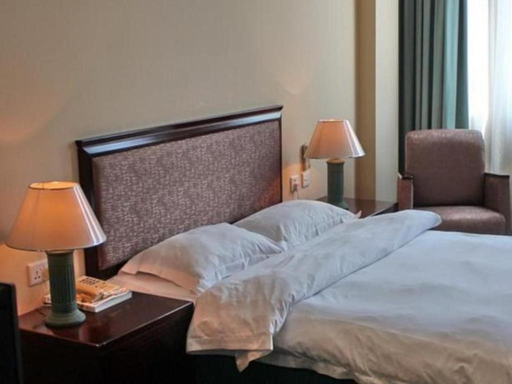 Traders Inn Brunei Бандар Сери Бегаван Екстериор снимка