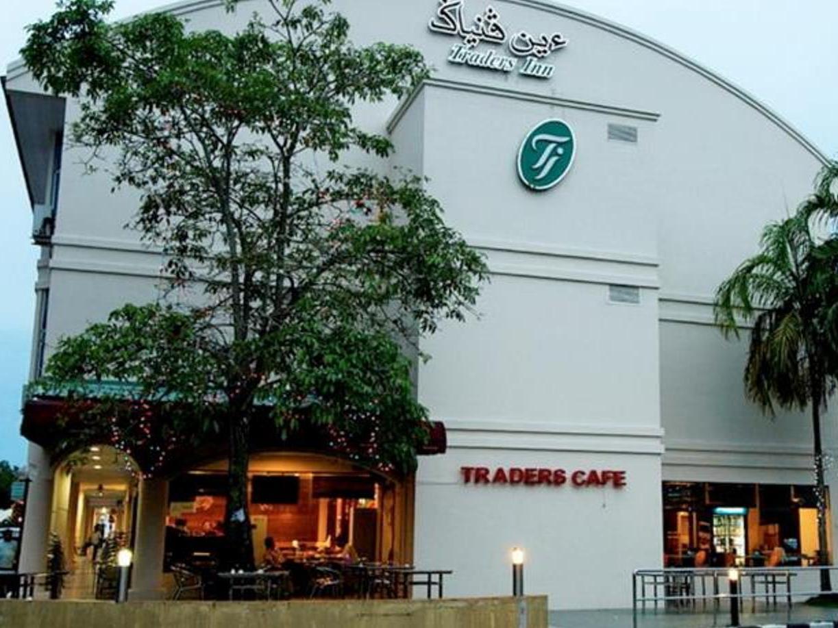 Traders Inn Brunei Бандар Сери Бегаван Екстериор снимка